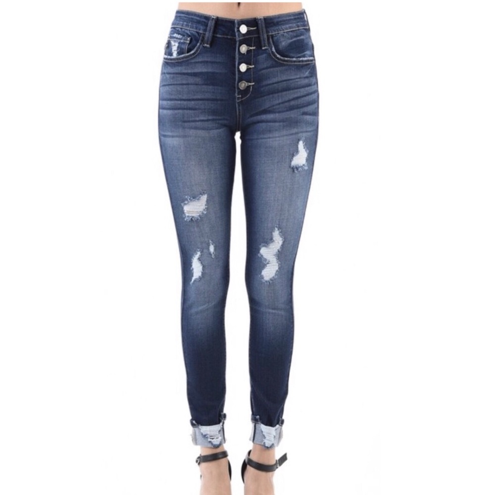 Almost Sold Out KanCan Button high waist jeans